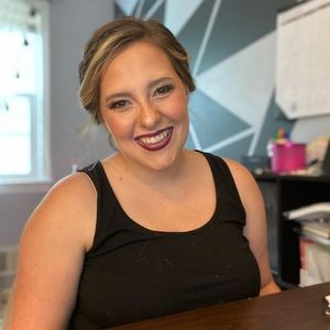 Meet your Posher, Christine